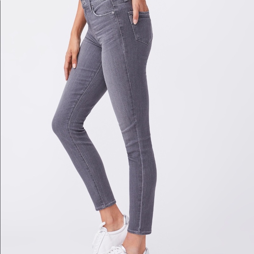 Paige Hoxton Crop Jeans 24